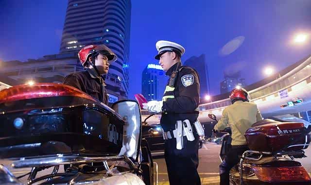 无证驾驶 初步判断 司机行为_违章记录