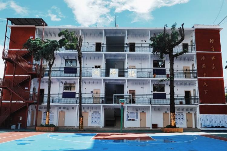 云南高考复读学校_昆明经专高补学校_高考复读